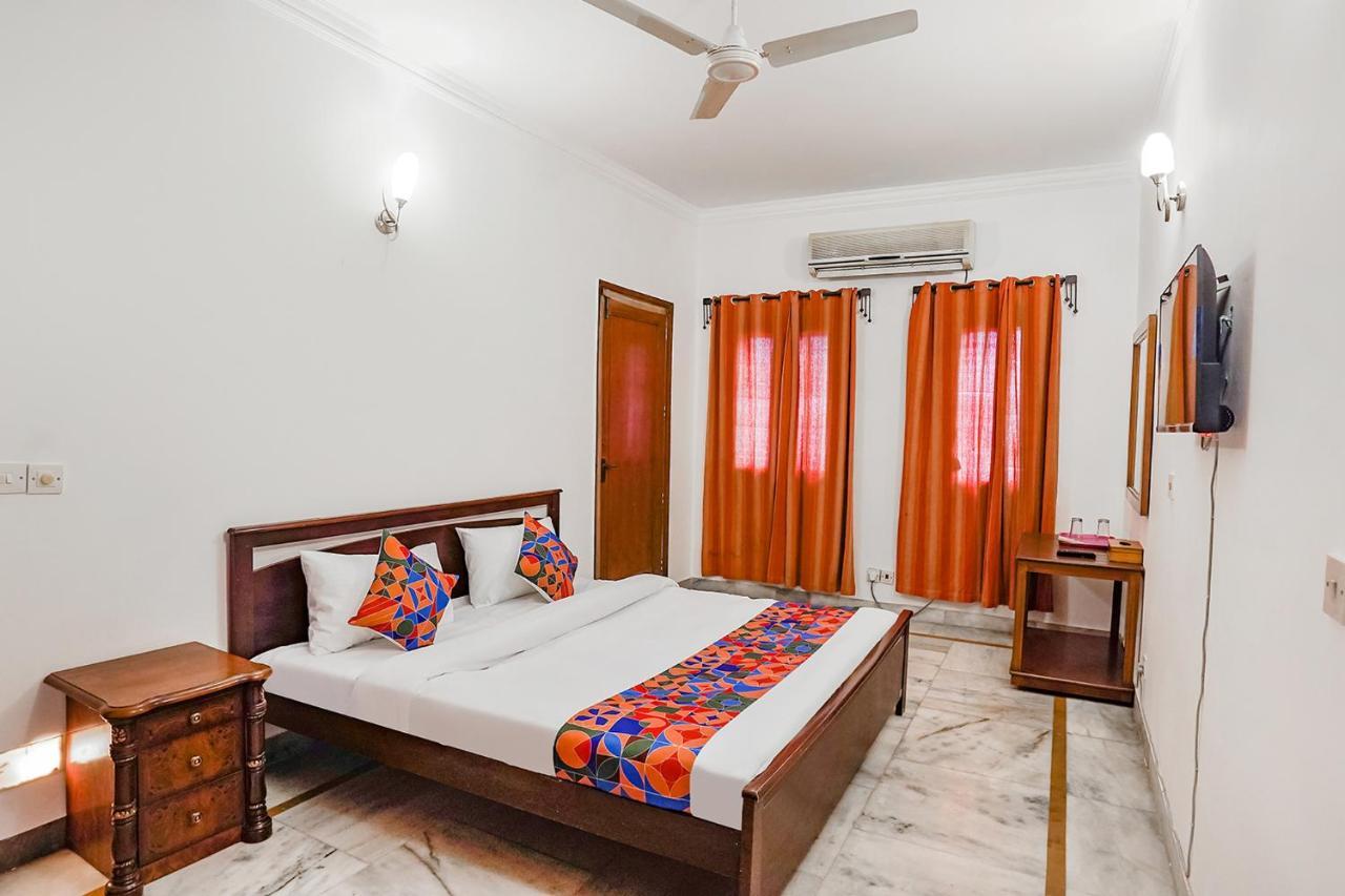 Fabexpress Goodwill Homes New Delhi Luaran gambar