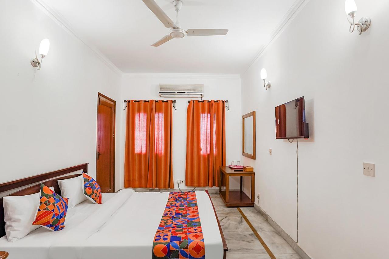 Fabexpress Goodwill Homes New Delhi Luaran gambar
