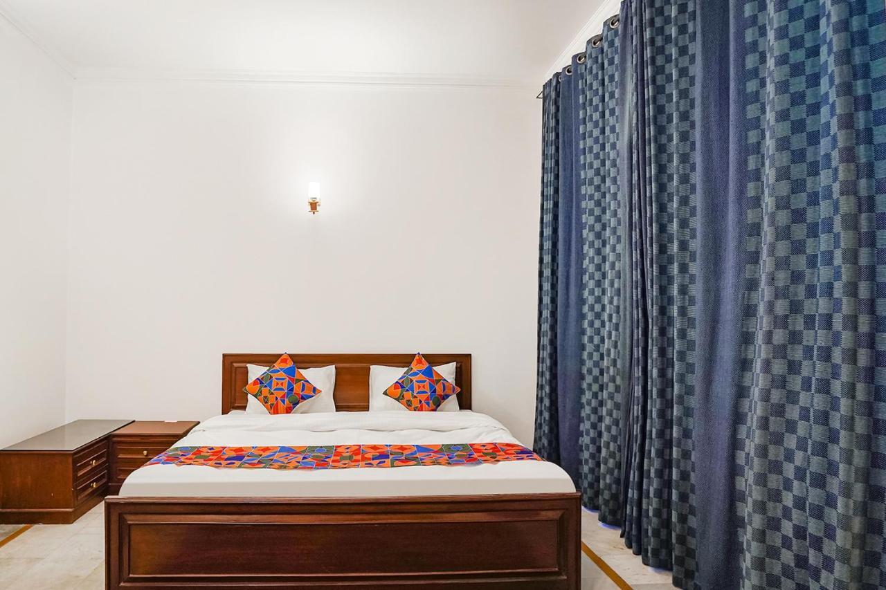 Fabexpress Goodwill Homes New Delhi Luaran gambar