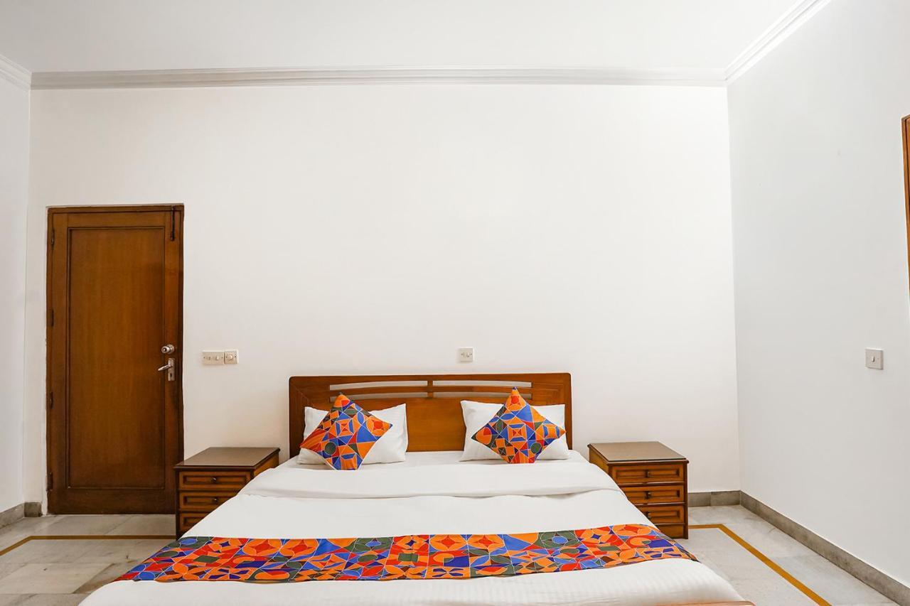 Fabexpress Goodwill Homes New Delhi Luaran gambar